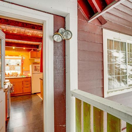 Snoqualmie Pass Cabin With Deck Walk To Ski Lift Exterior photo